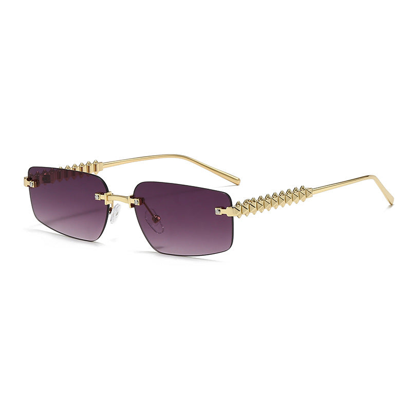 Women's fashion rectangular glasses with extravagant accents Bowlift