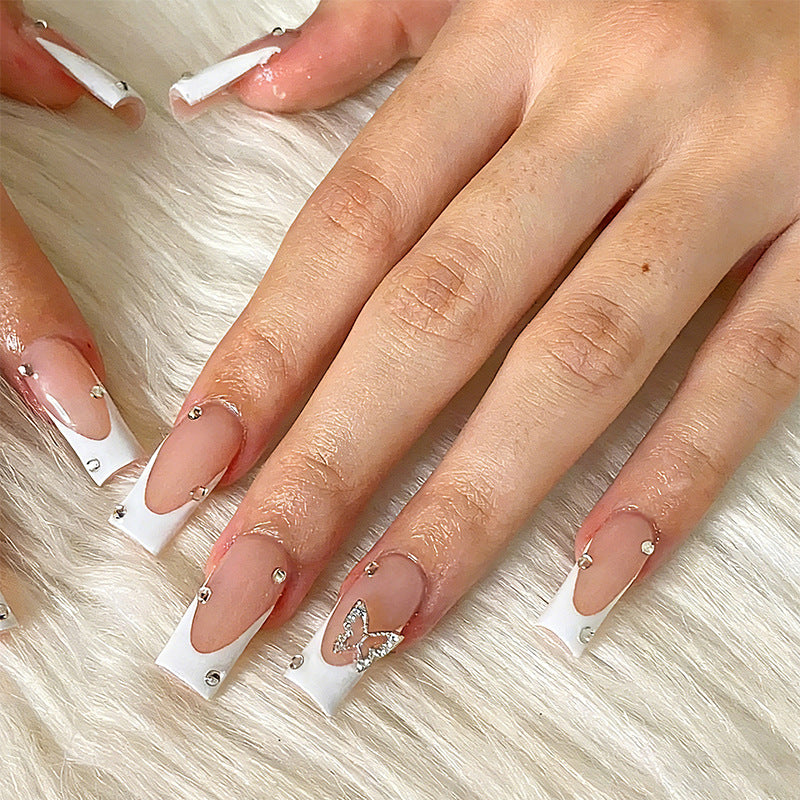 Artful Nail Set with Butterfly Decoration Bowlift