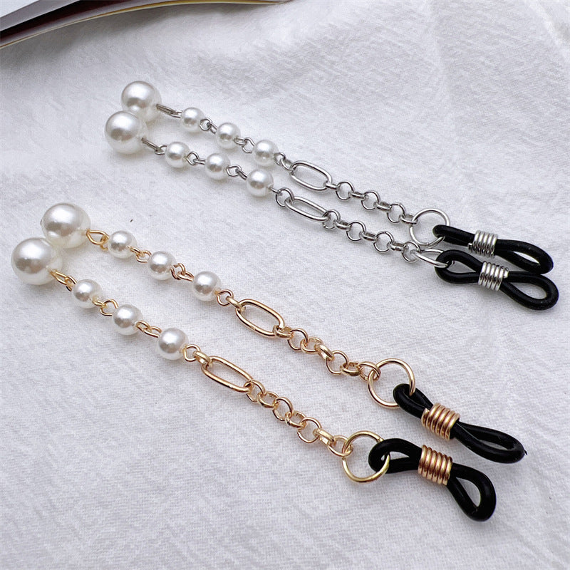 Elegant Pearl-Linked Eyewear Chain Bowlift