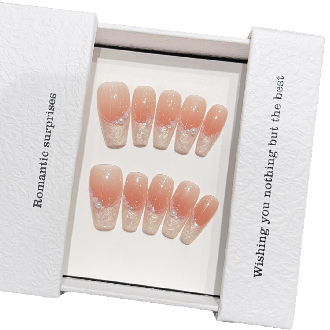 Artificial Nails in Romantic Ombre Design Bowlift