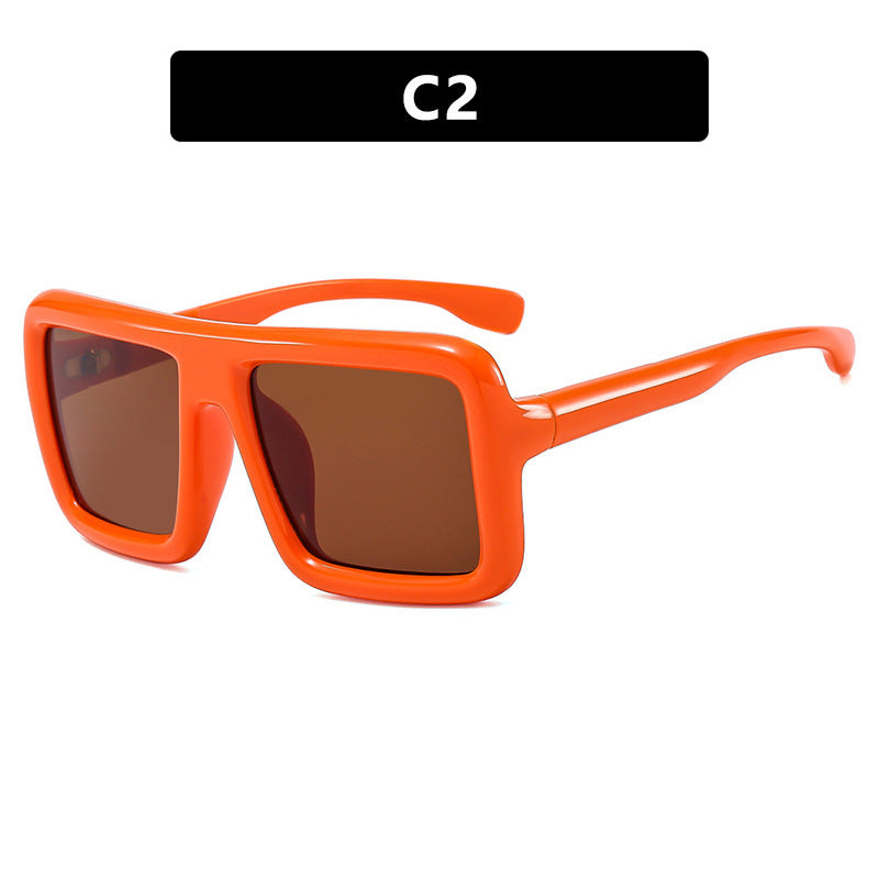 Women's sunglasses in a modern, rectangular design with high UV protection function Bowlift