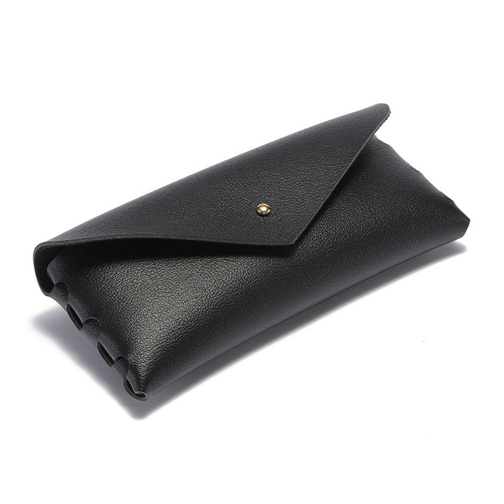 Elegant Phone Case in Minimalist Leather Design Bowlift
