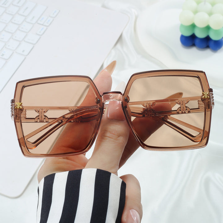 Ladies stylish oversized sunglasses Bowlift