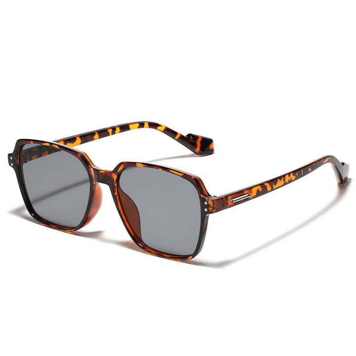 Women's square sunglasses with stylish plastic frame and polarized lenses Bowlift