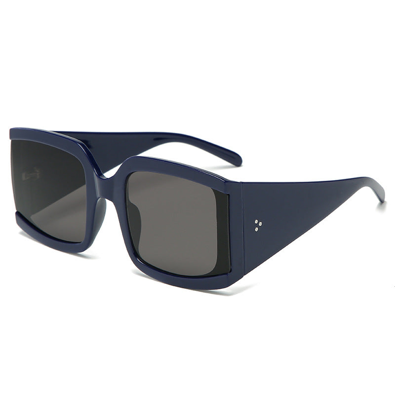 Women's oversized sunglasses in modern minimalist style Bowlift