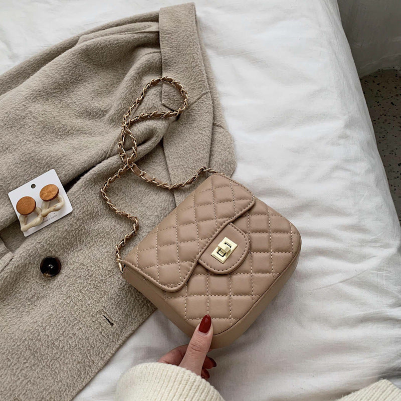 Quilted Crossbody Messenger Bag Bowlift