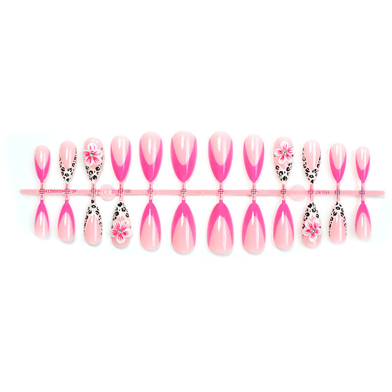 Creative nail art set with floral leopard design Bowlift