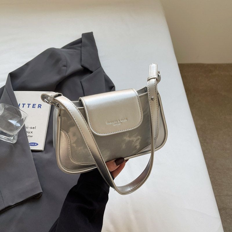 Sleek Metallic Crossbody Bag Bowlift