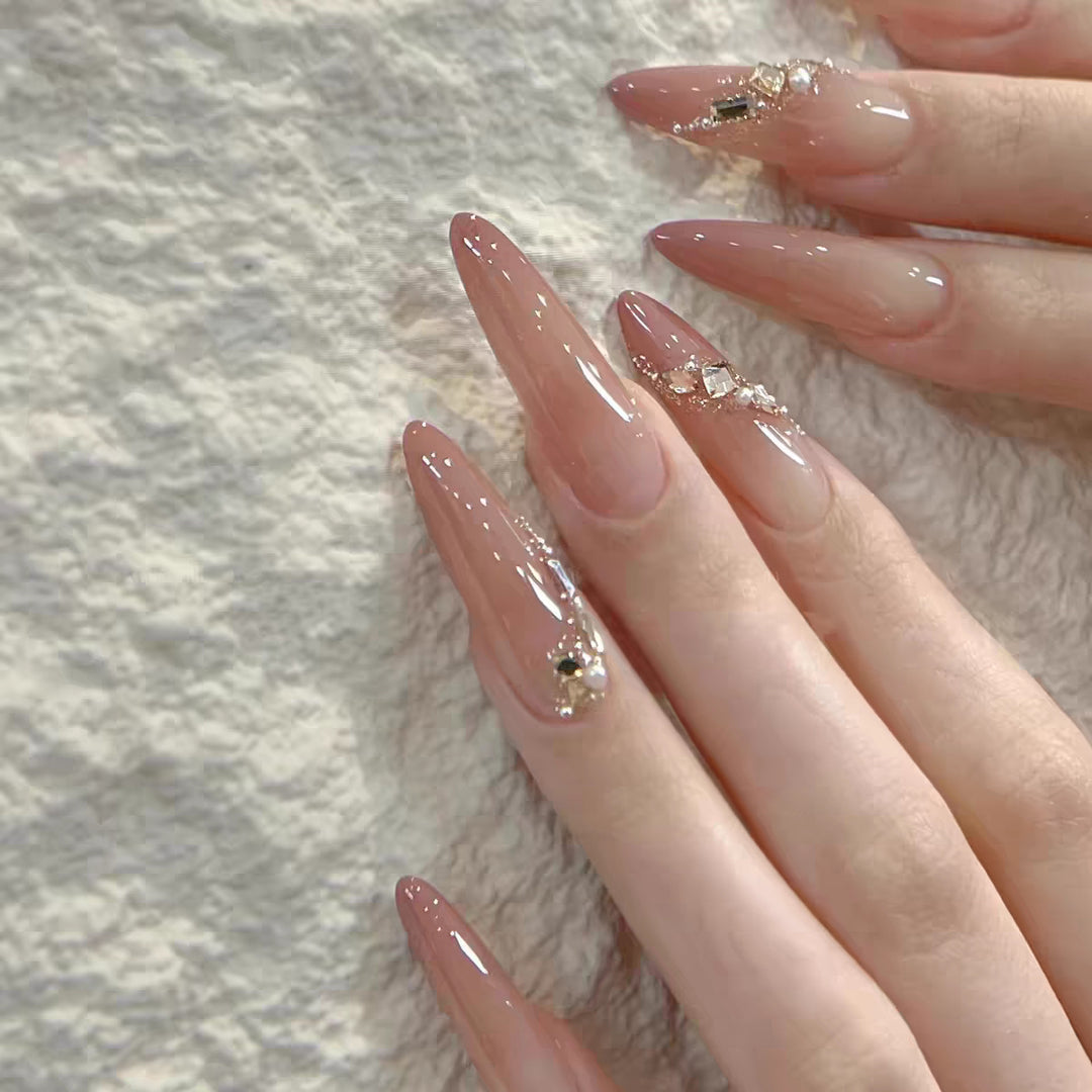 Artistic Press-On Nail Set with Cute Bow and Heart Designs Bowlift