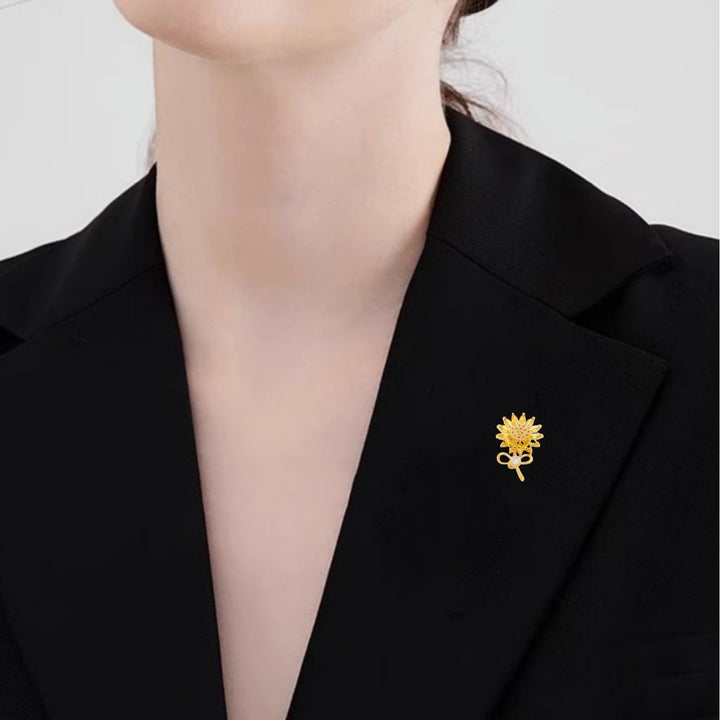Flower brooch Bowlift