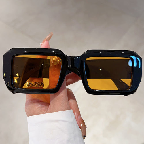 Ladies oversized square sunglasses with modern plastic frame Bowlift