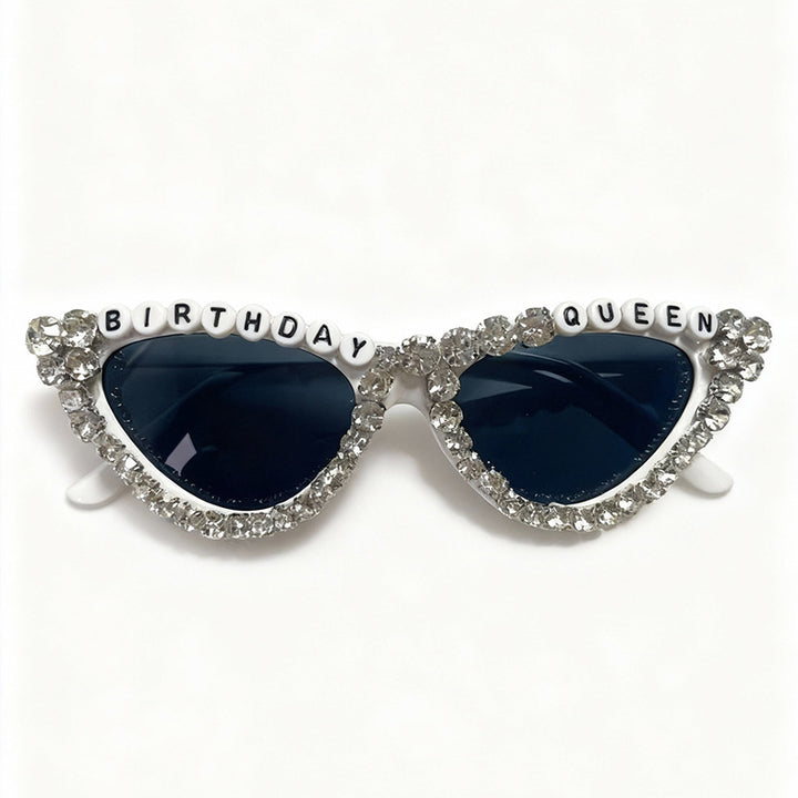 Glamorous Cat-Eye Sunglasses Bowlift