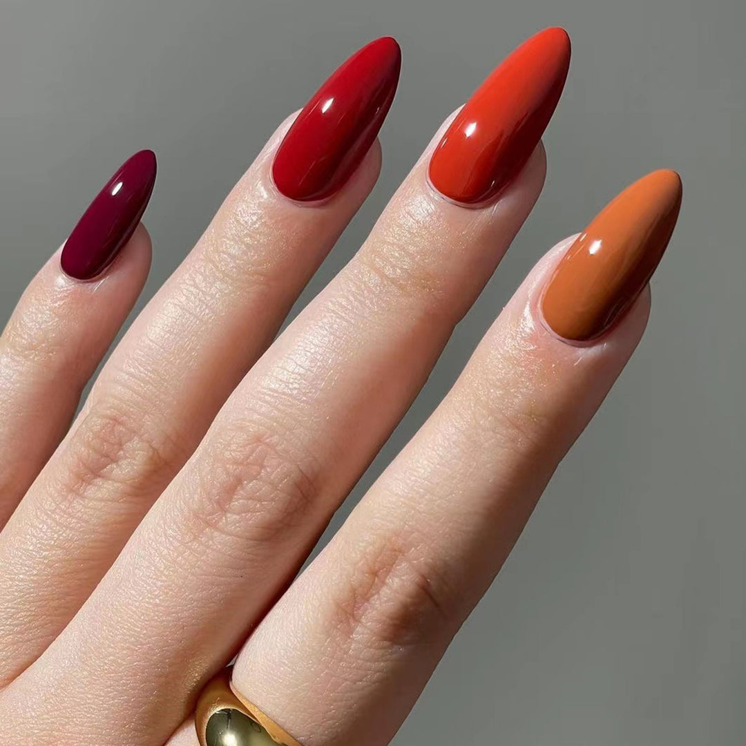Artful nail extensions in elegant stiletto style Bowlift