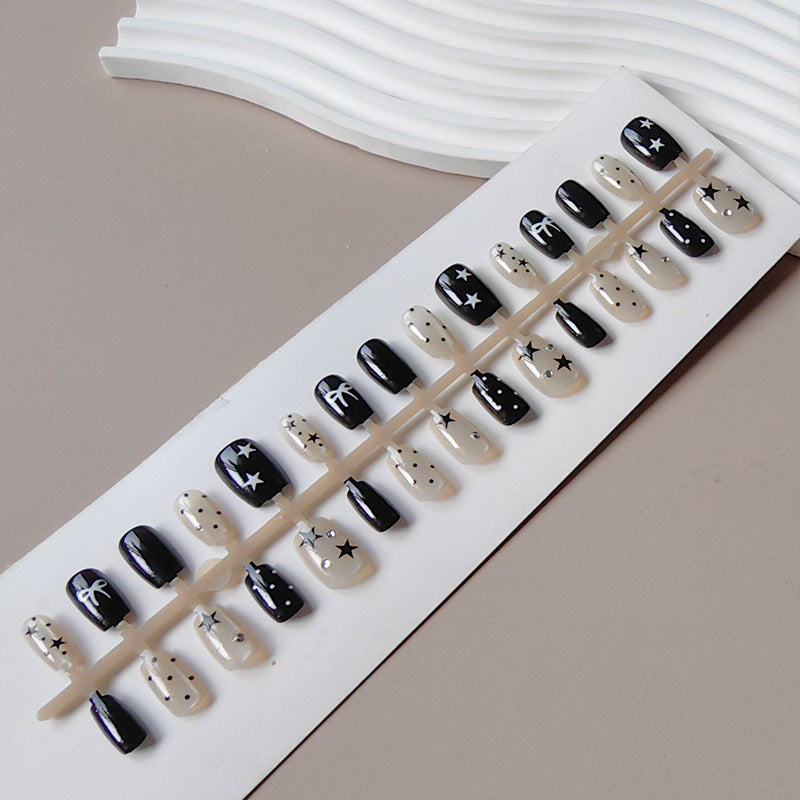 Glamorous Artificials Nails In Star Design Bowlift
