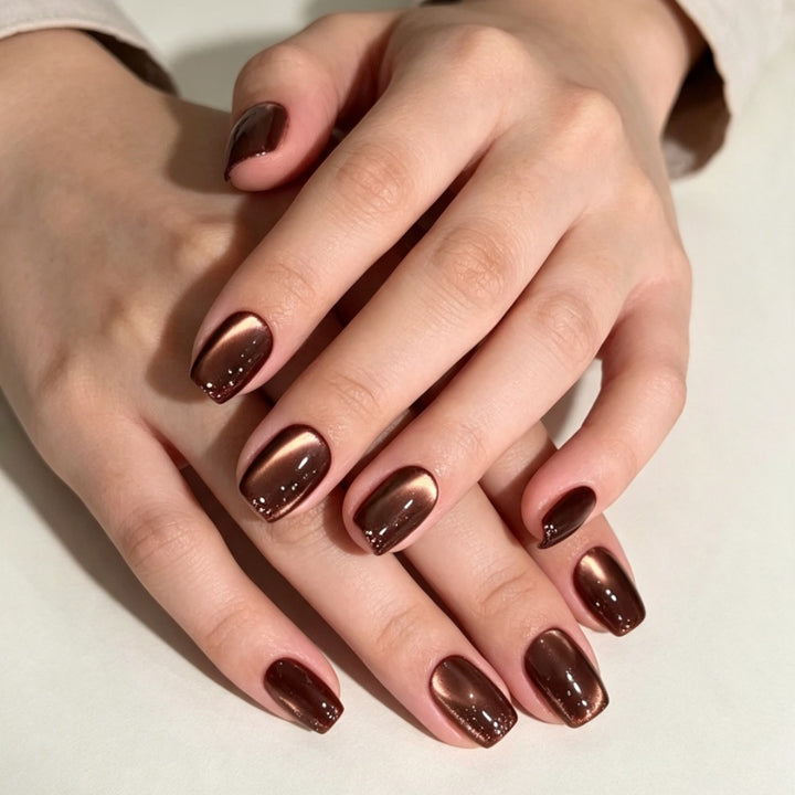 Artificial nails with matte finish and sparkling accents Bowlift