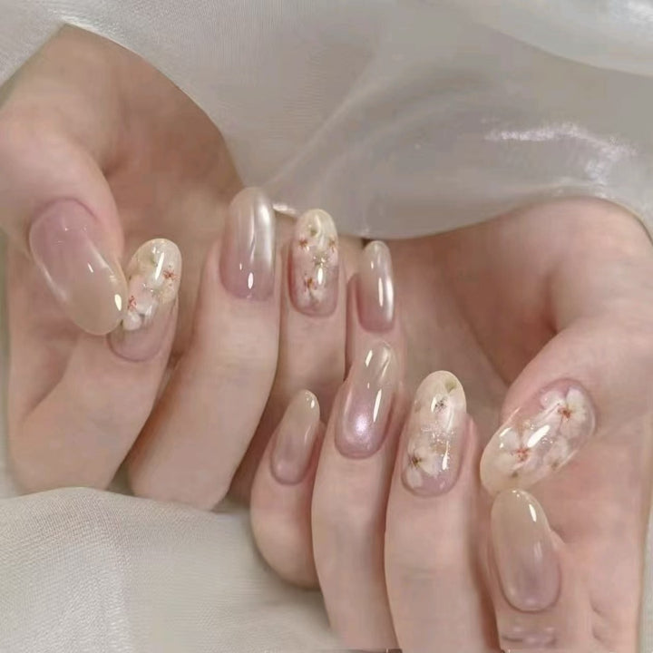 Stylish Press-On Nail Wraps Bowlift