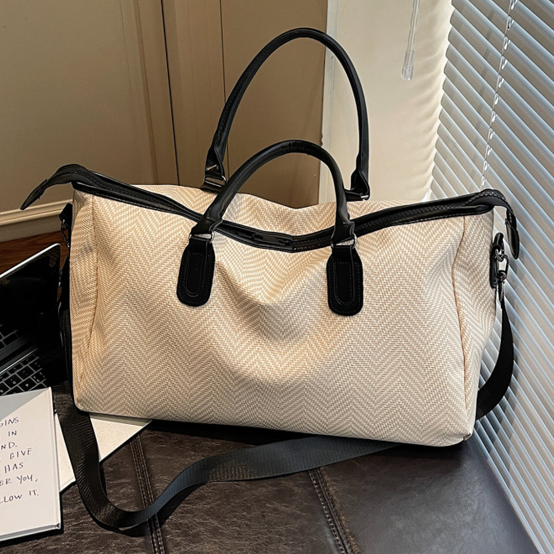 Elegant Travel Bag with Innovative Compartment Design Bowlift