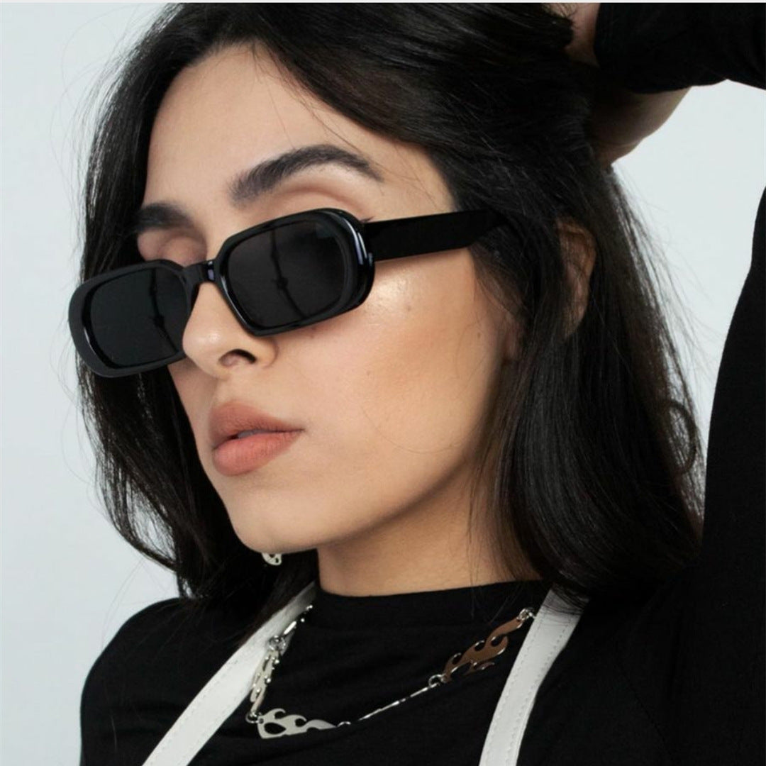 Ladies fashion sunglasses in striking leopard pattern Bowlift