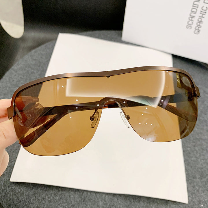 Women’s Sporty Sunglasses with Full UV Protection and Stylish Frame Bowlift
