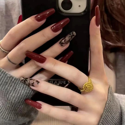 Artificial nails with elegant black and white patterns Bowlift