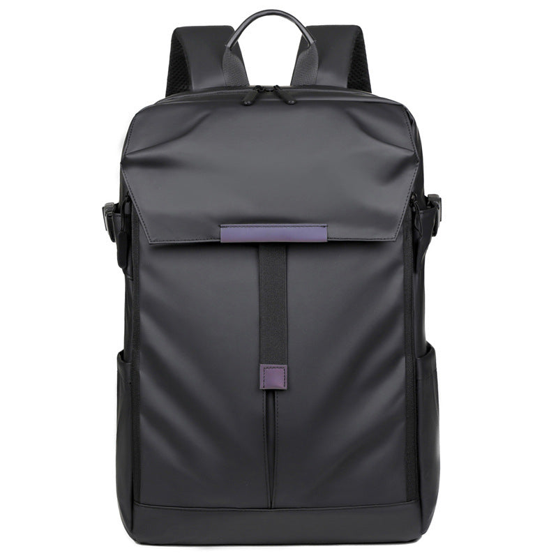 Backpack with Water-Repellent Properties From Bowlift