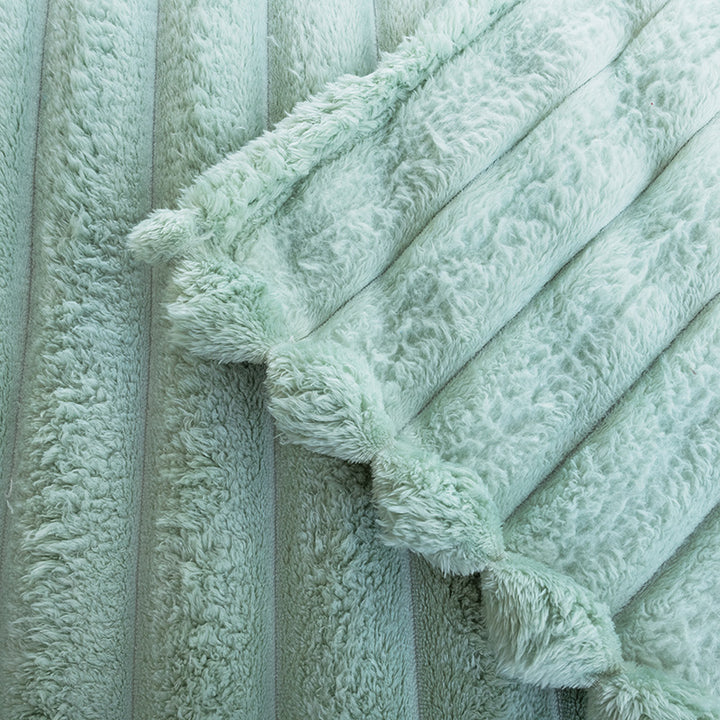 Ladies Luxury Thermal Snuggle Blanket with Wave Structure Bowlift