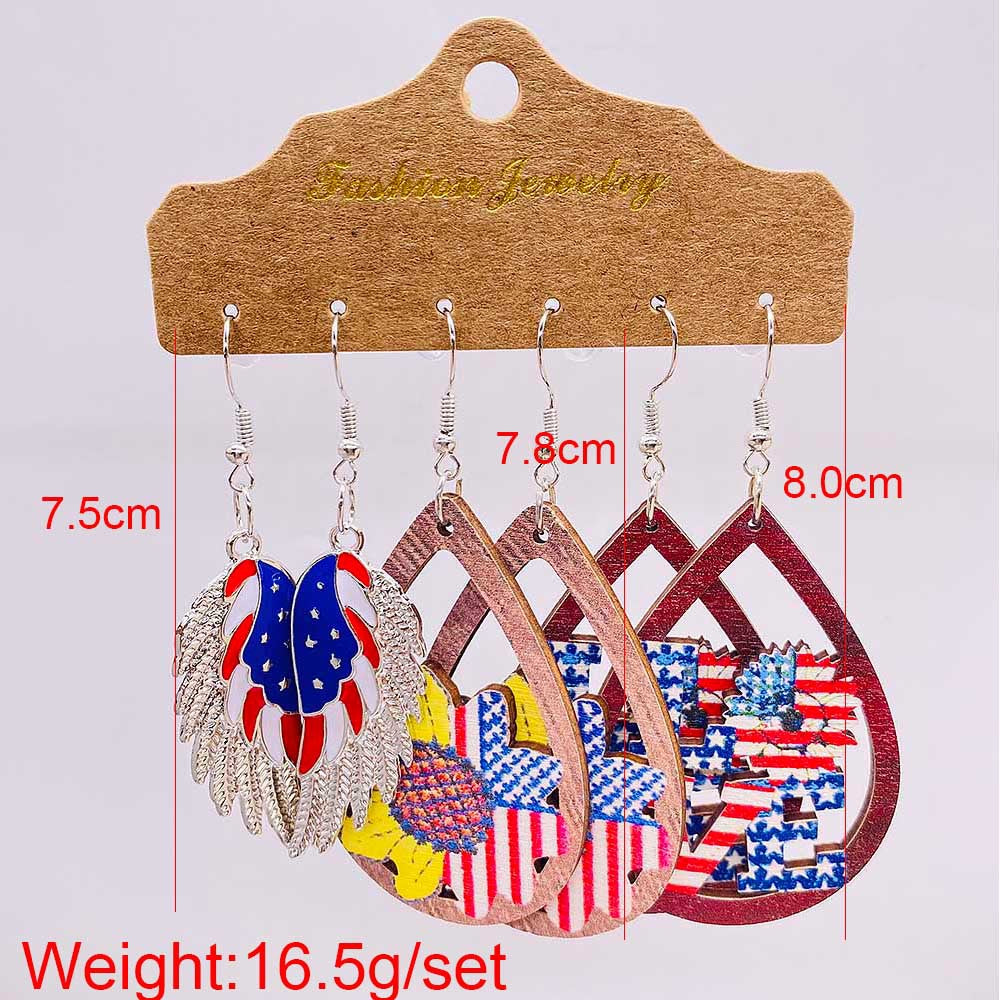 Women's nan set lightweight statement drop earrings made of wood-acrylic with hook closure and star-stripe motif Bowlift