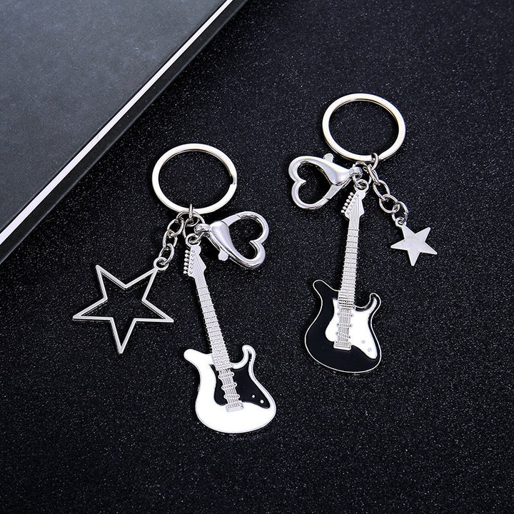 Keychain with guitar design Bowlift