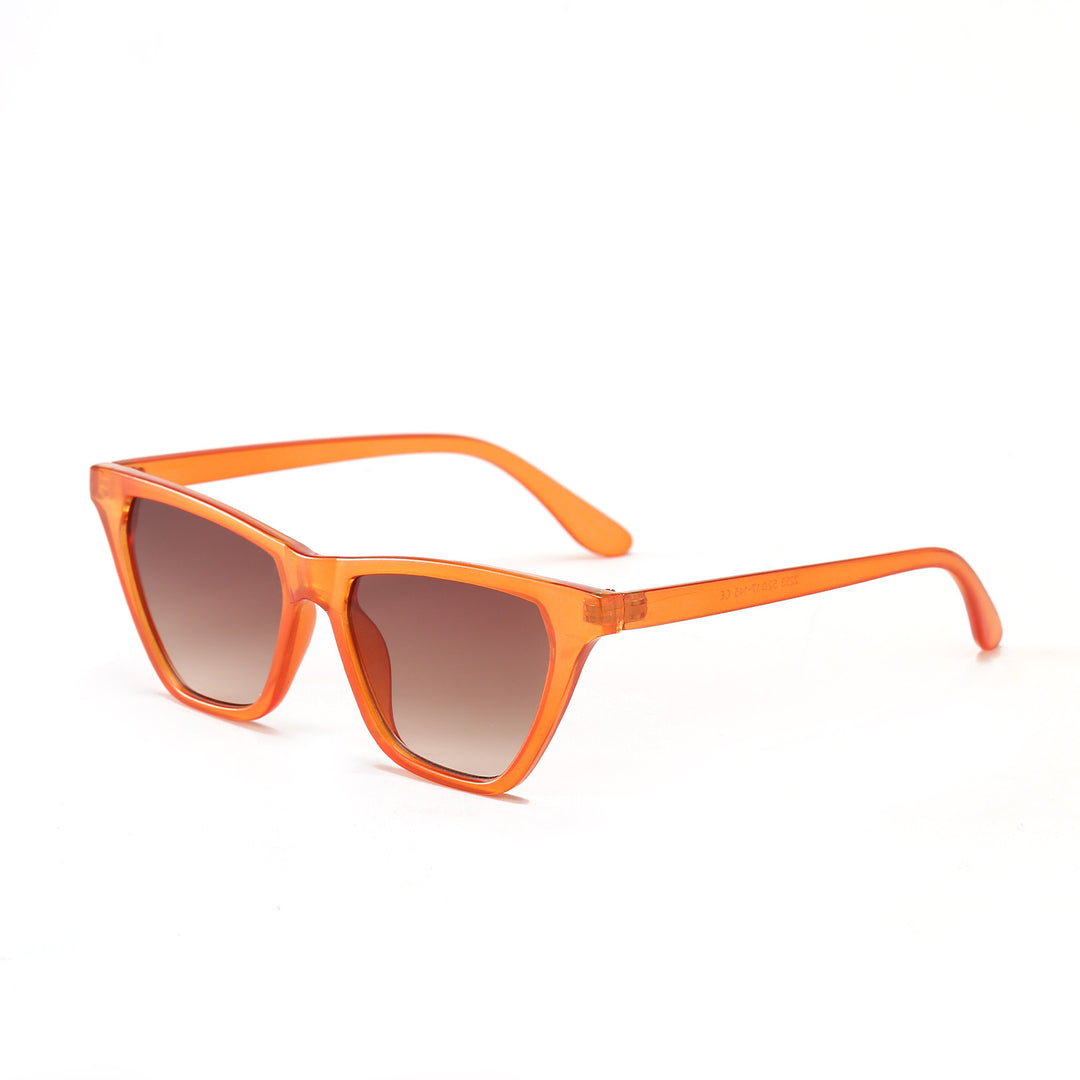 Women Cat-Eye Sunglasses with modern, translucent frame Bowlift