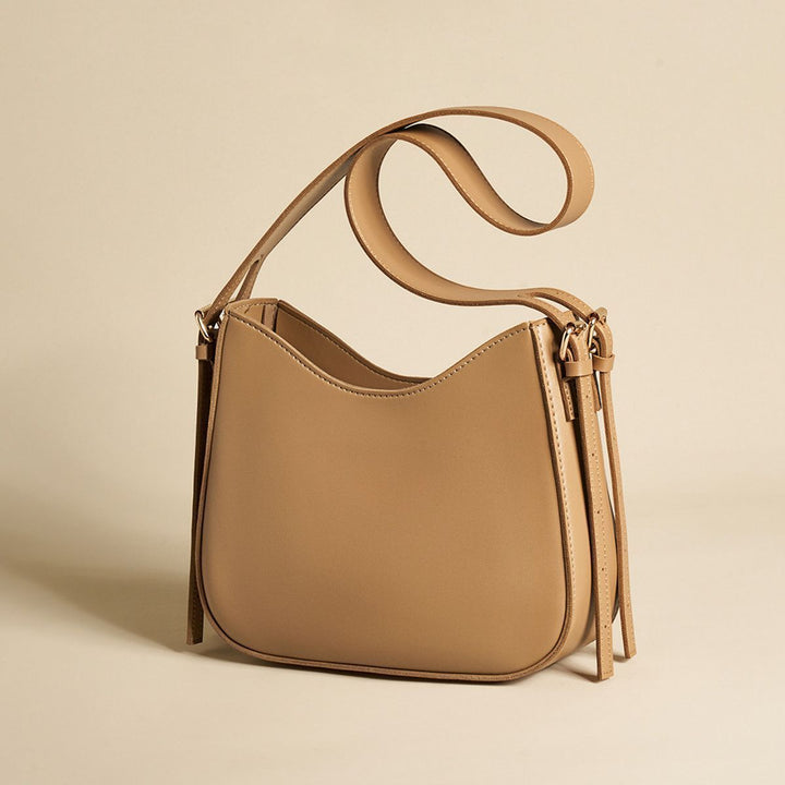 Elegant Structured Hobo Bag Bowlift
