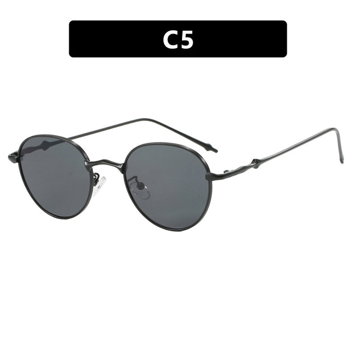 Ladies elegant sunglasses in fashionable oval design Bowlift
