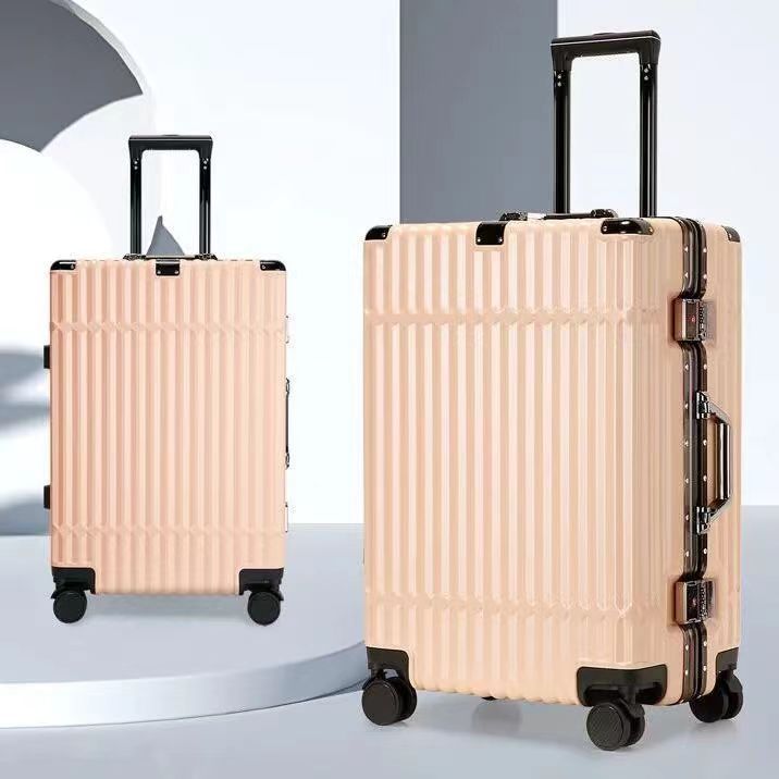Impact-Resistant Hard Shell Rolling Suitcase Bowlift