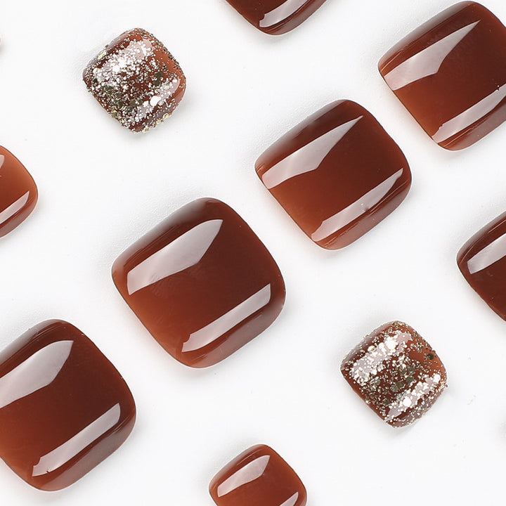 Artful toenails with glitter accents Bowlift