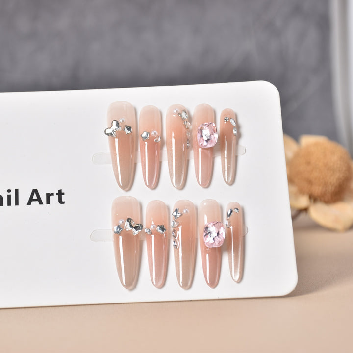Elegant Rhinestone-Embellished Press-On Nail Extensions Bowlift