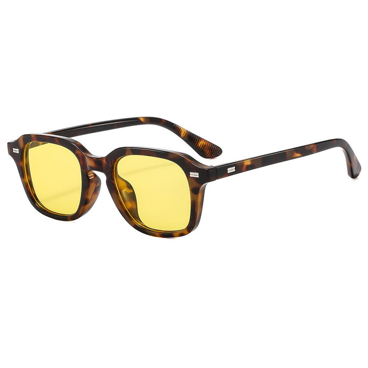 Women's fashionable square sunglasses with robust design Bowlift