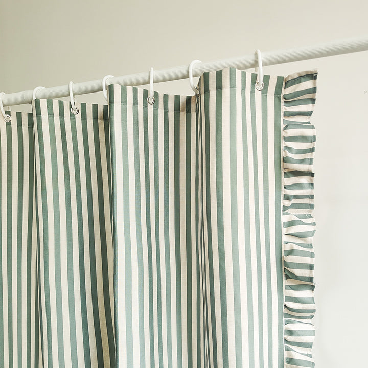 Shower Curtain Bowlift