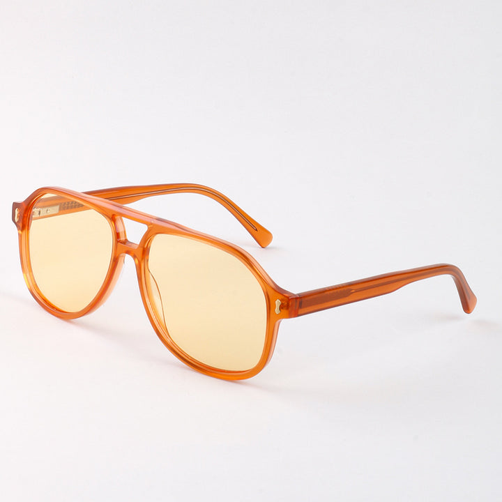 Women's modern sunglasses with innovative Bowlift frame
