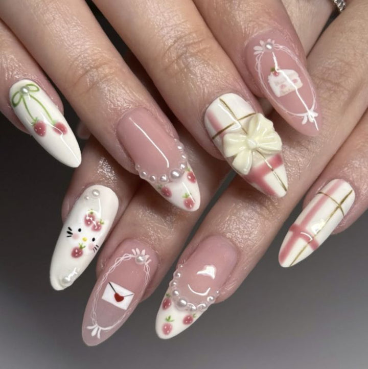 Artistic Decorative Press-On Nail Set Bowlift
