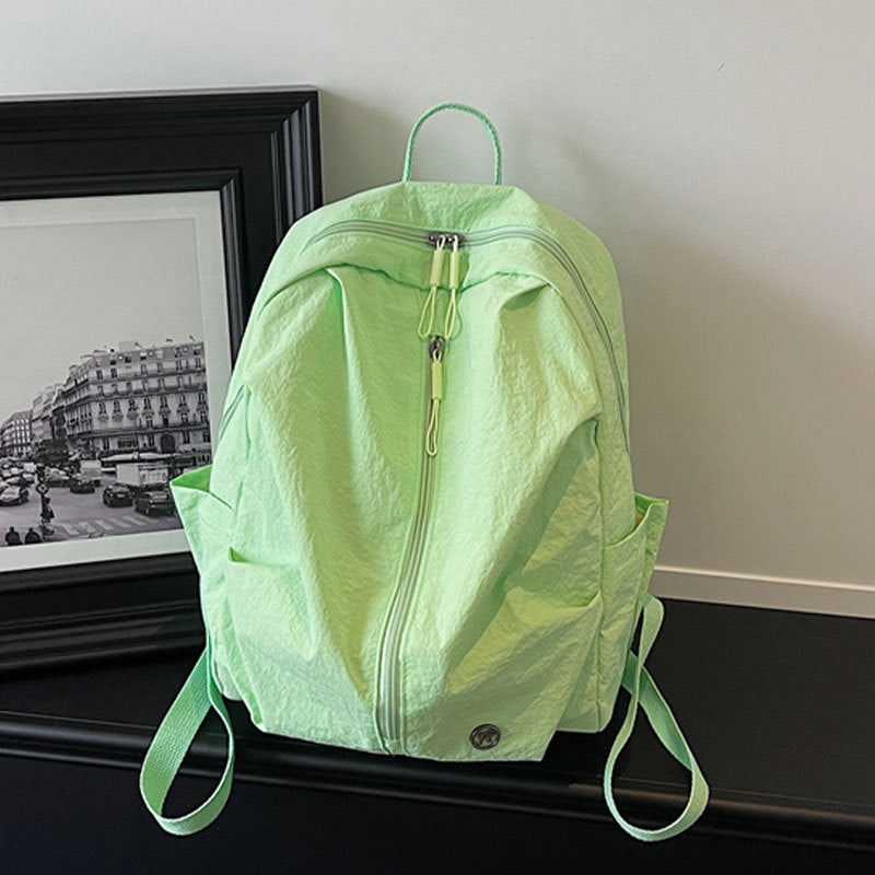 Lightweight Everyday Backpack Bowlift