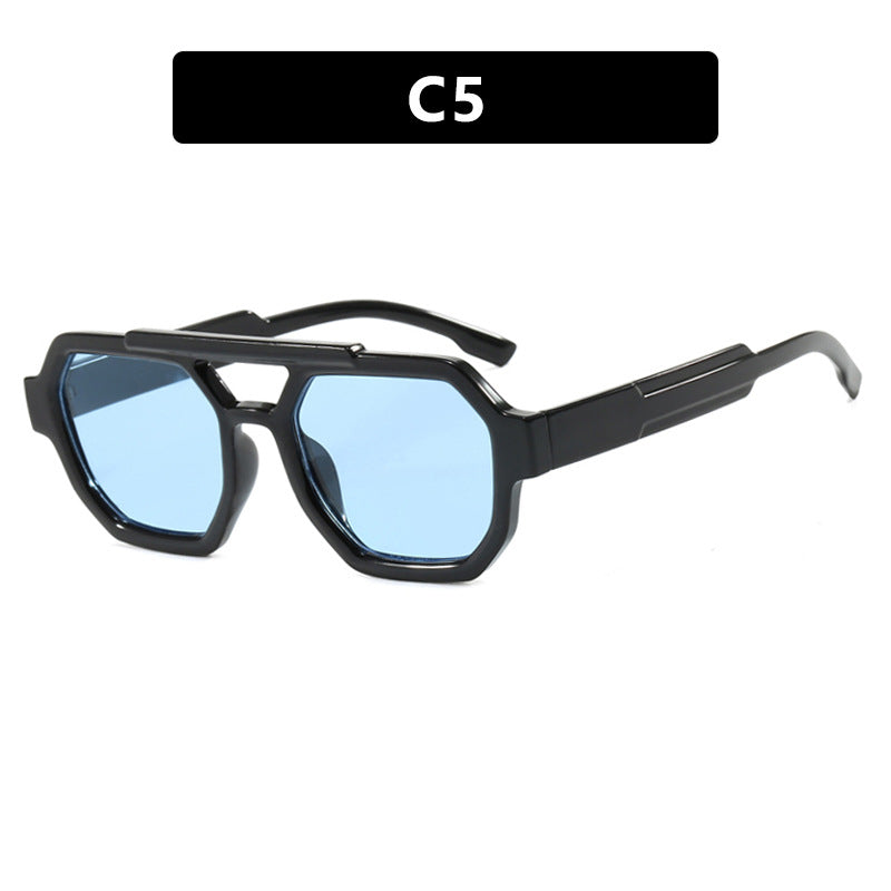 Women's oversized sunglasses in a masculine design Bowlift