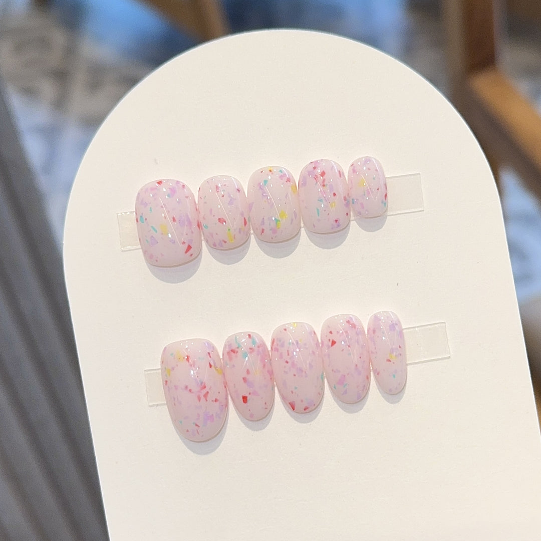 Art nail set with sparkling accents Bowlift