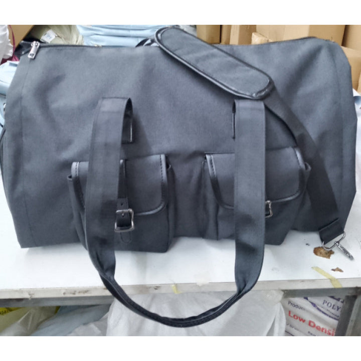 Sleek and Spacious Weekend Duffle Bag Bowlift