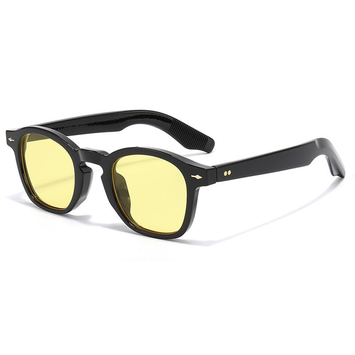 Vintage-Inspired Tortoiseshell Sunglasses Bowlift