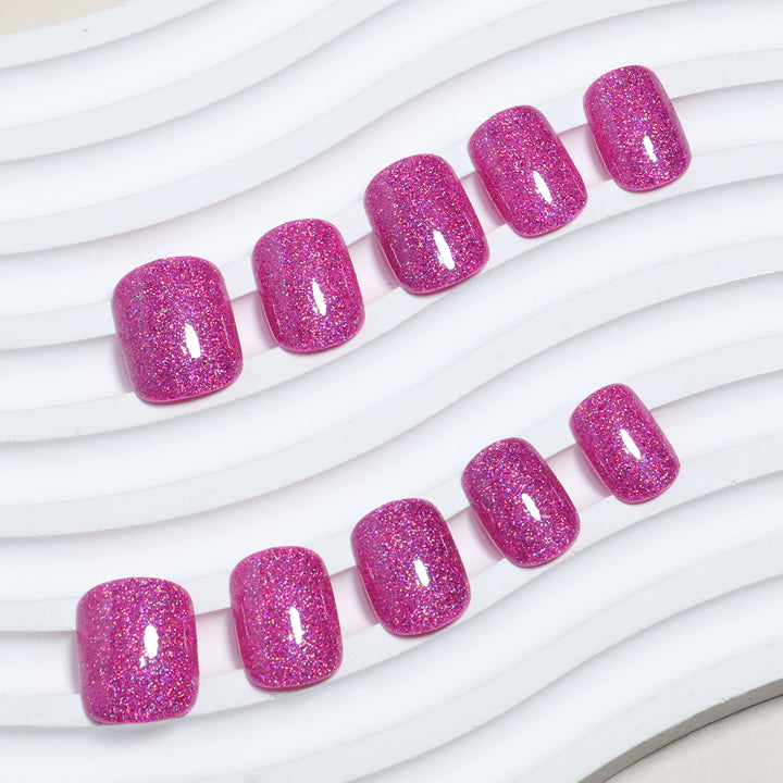 Glittering Press-On Nail Tips Bowlift
