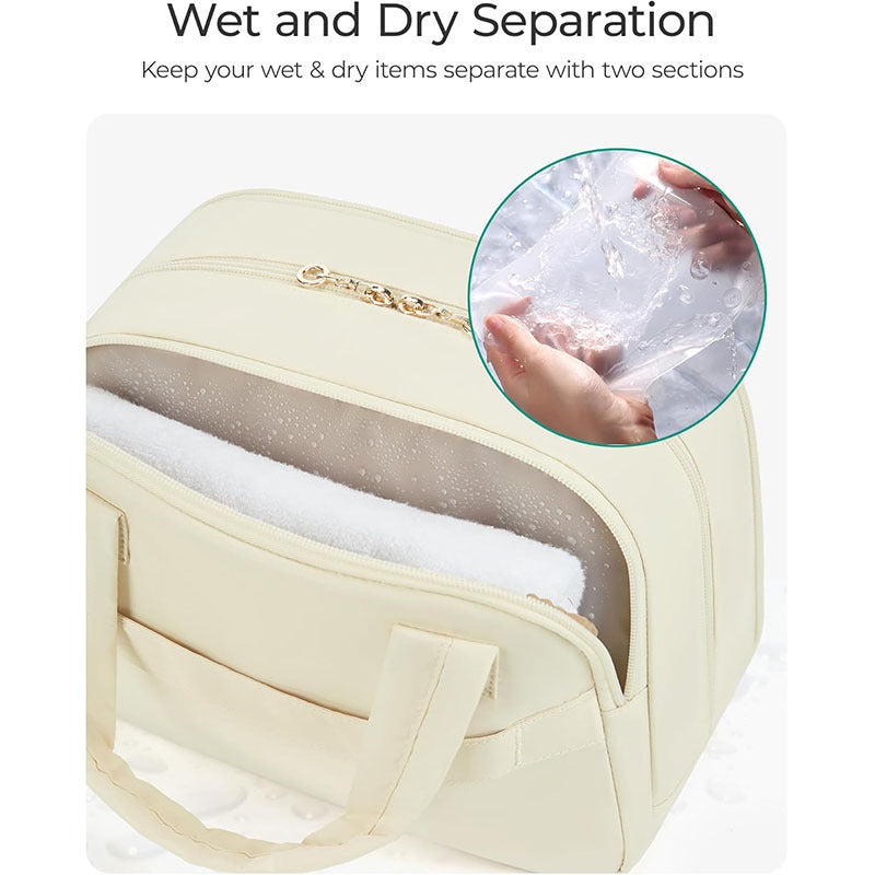 Cosmetic bag with padded interior compartment Bowlift