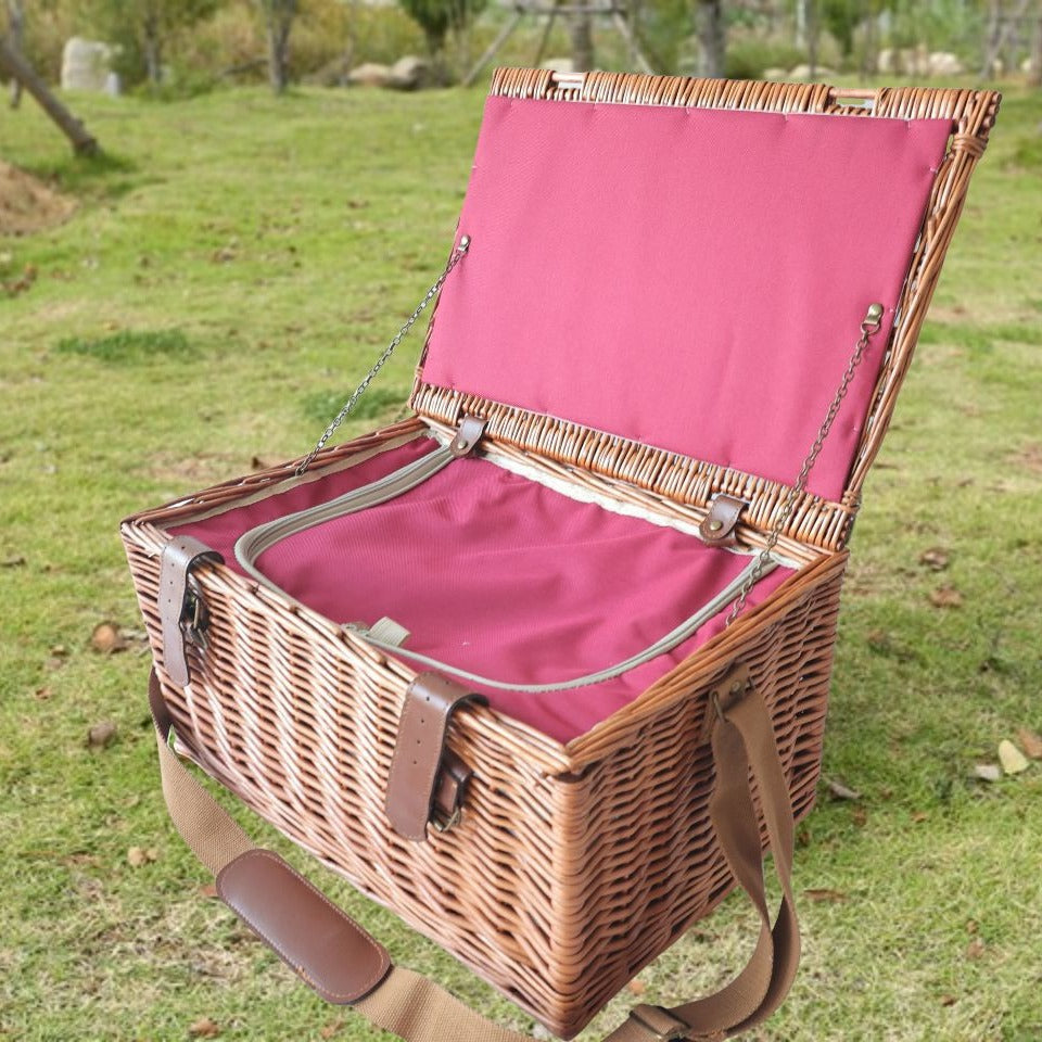 Ladies picnic basket with removable compartments and classic gingham pattern Bowlift