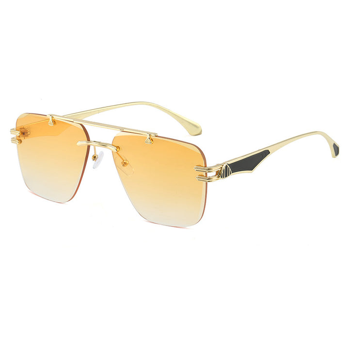 Women’s designer sunglasses in an extravagant frame Bowlift