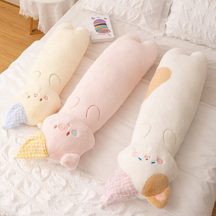 Plush neck roll with kitten motif Bowlift