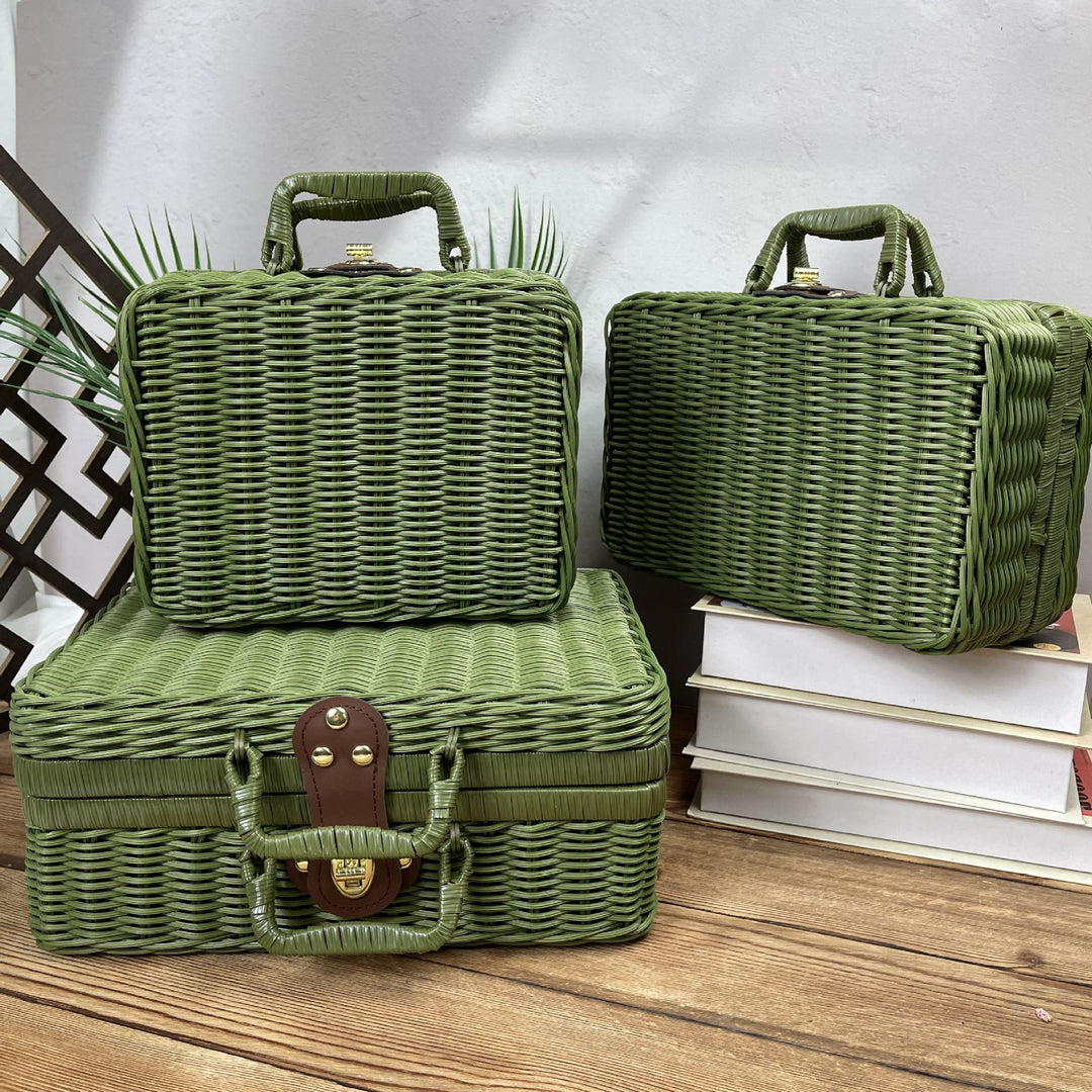 Ladies Rattan Handbag Bowlift