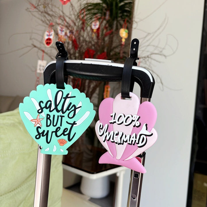 Shell-Shaped Luggage Tag Bowlift